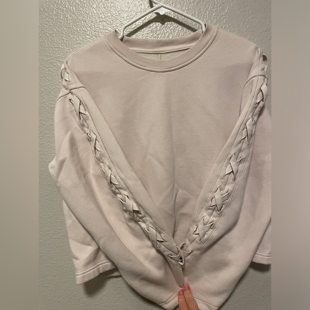 Lululemon Braided Sleeve Pullover White Opal - Sz 6